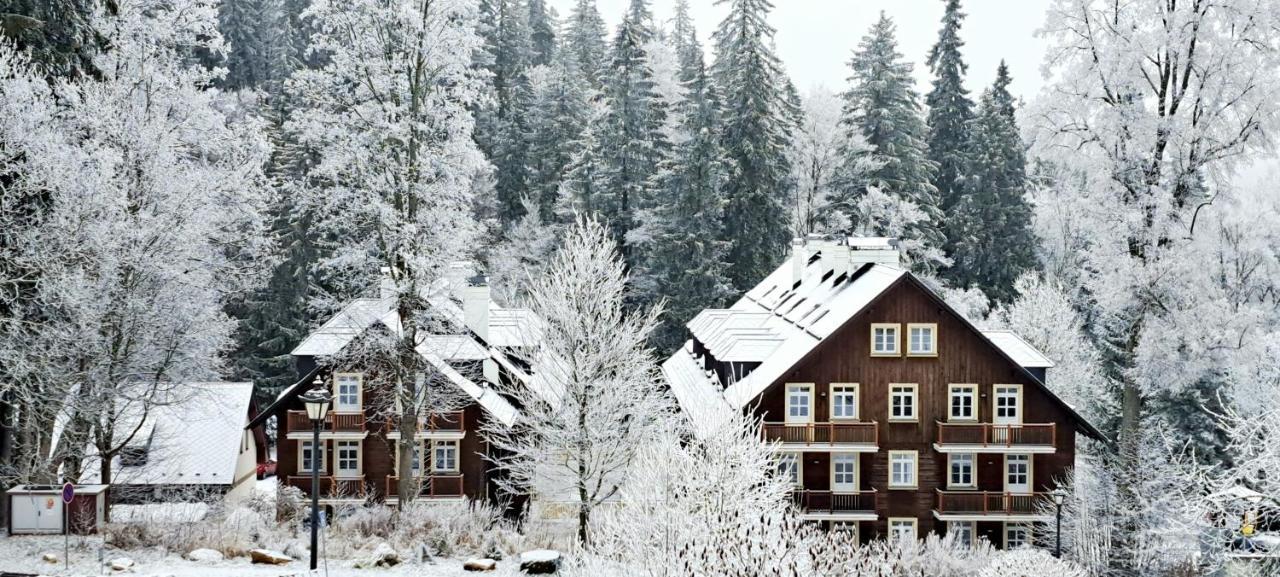 Hubertus Karlova Studánka Aparthotel Exterior foto
